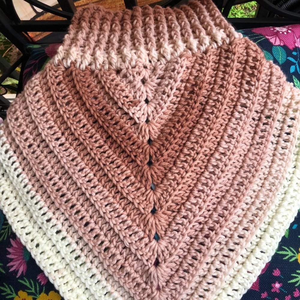 Crochet cowl